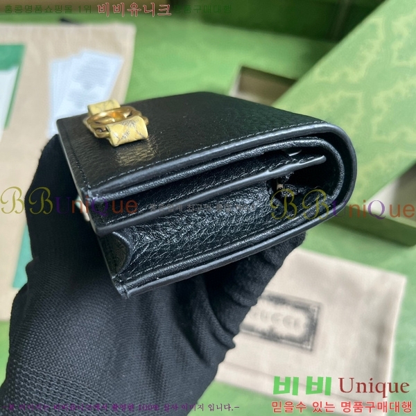 # ͷŷ G   746059-103