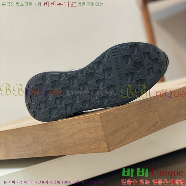  ̺ Ŀ LV7950070-4