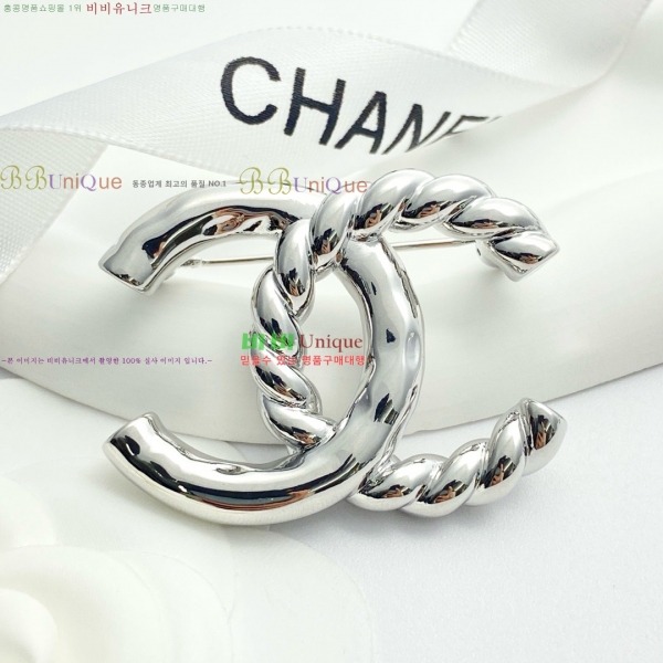  ġ CH9713886-1