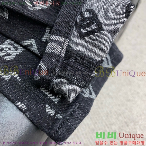  üذ û 21DG2522633-1