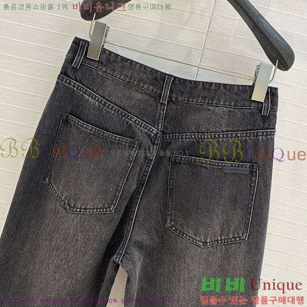  ˷    AW192880-3