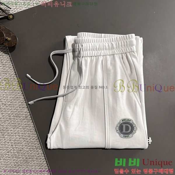     19D2522523-4