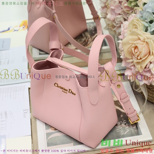 # Signature  Ŷ 78M2840-783