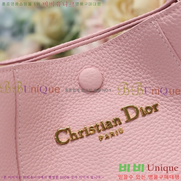 # Signature  Ŷ 78M2840-783