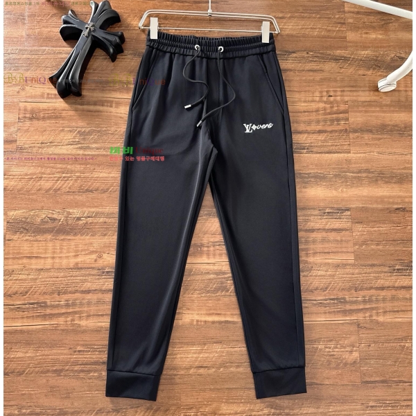  ̺  13LFD252127-2