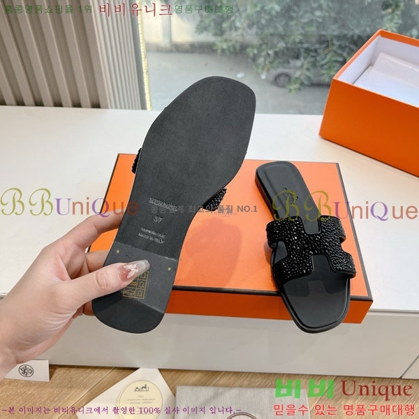 ޽  H7E506609-2