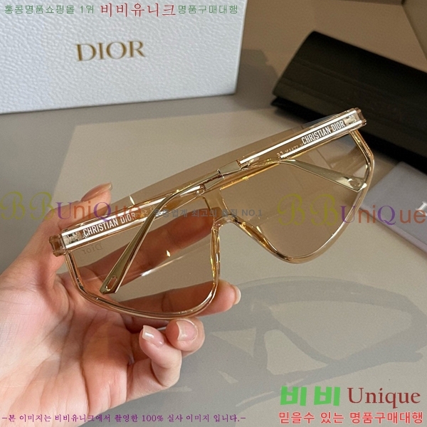  ۶ D948417-1