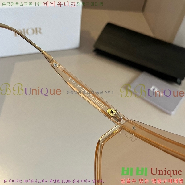  ۶ D948417-1