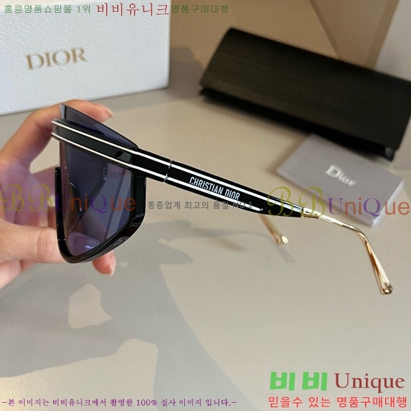  ۶ D948417-2