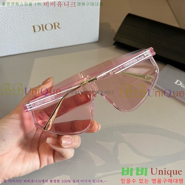  ۶ D948417-3