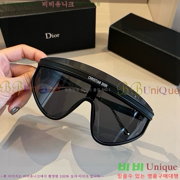  ۶ D948417-4