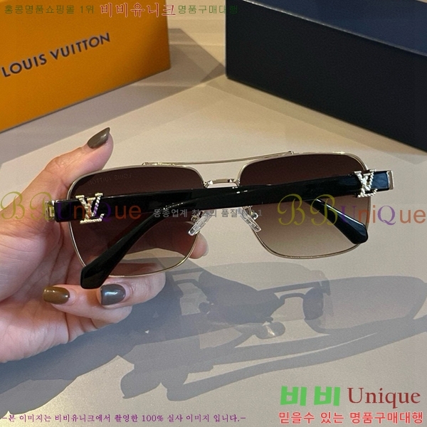 ̺ ۶ LV485126-3