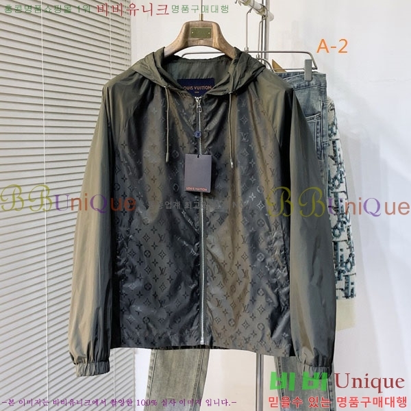  ̺  3LV048820