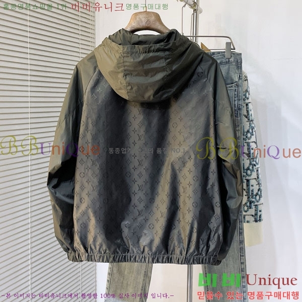  ̺  3LV048820