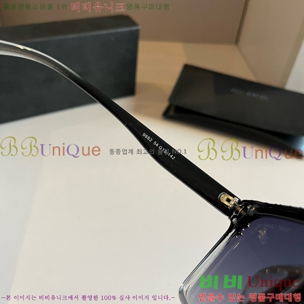 ζ Ȱ/۶ YSL631524-2