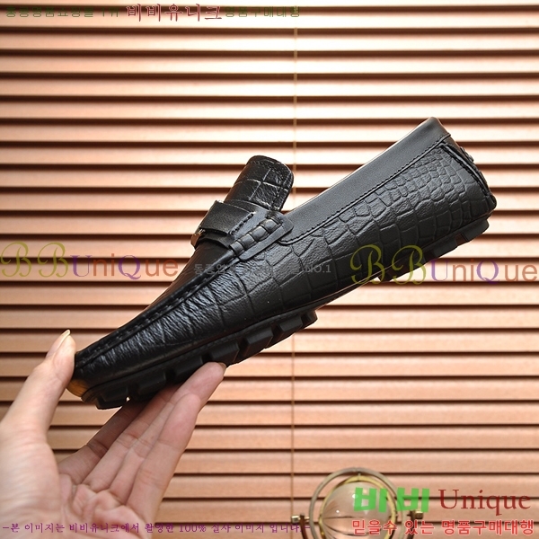  ̺  LV74627-17