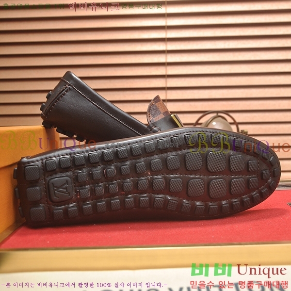  ̺  LV74627-21