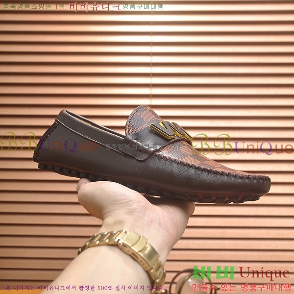  ̺  LV74627-21