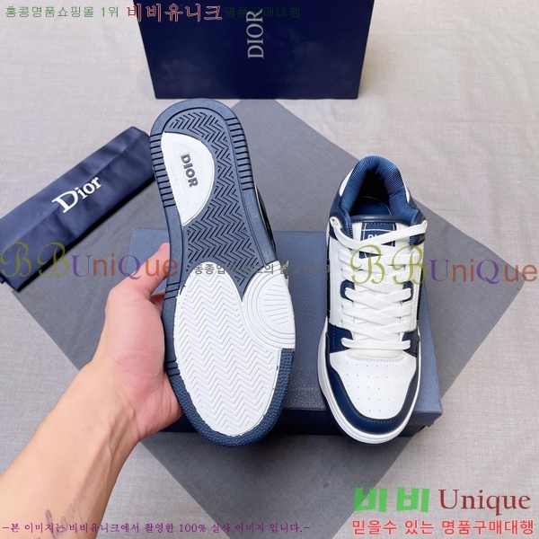   Ŀ DR974913-6