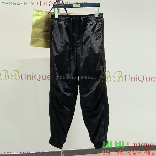  Ϸ  ST55830-4