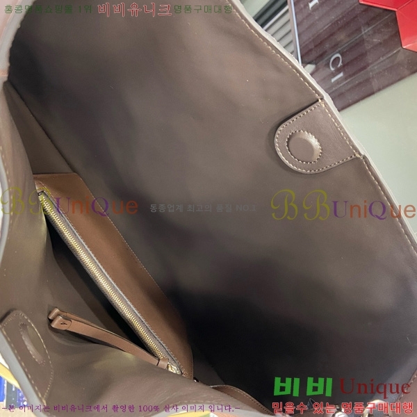 # B ̵  815924-922