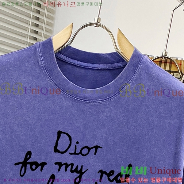   Ƽ D254136974-1