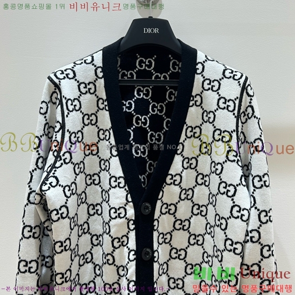    G24127790-4