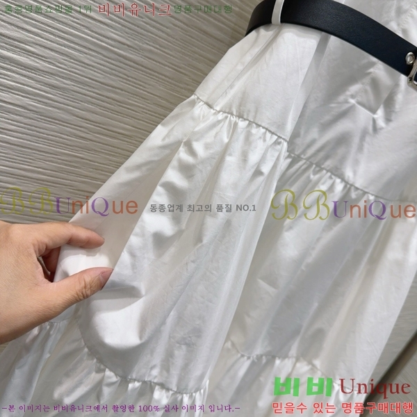   ǽ M4X15775-5