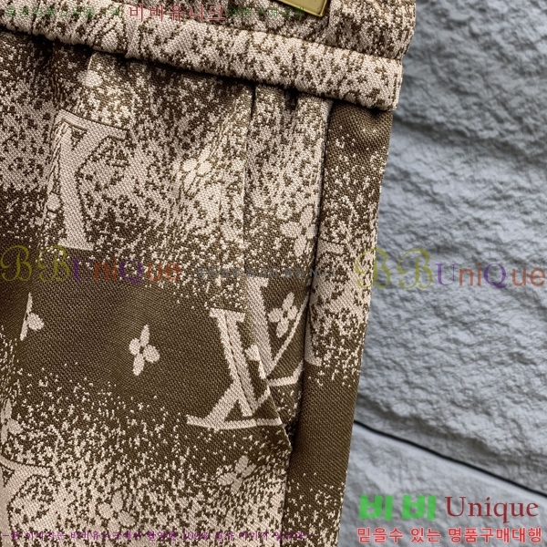  ̺   12L2541611-6