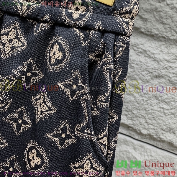  ̺   12L2541611-8
