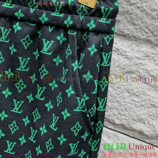  ̺   12L2541611-10