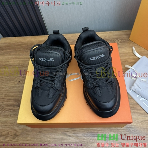   Ŀ DR974914-1