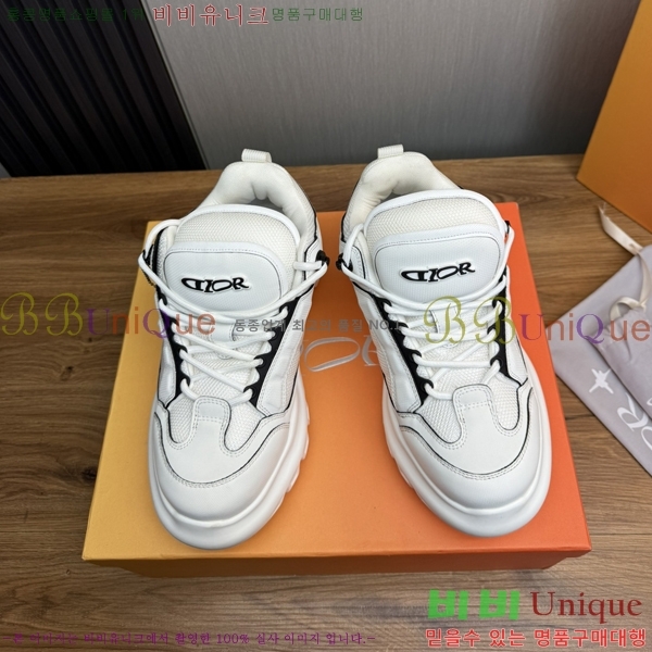   Ŀ DR974914-5