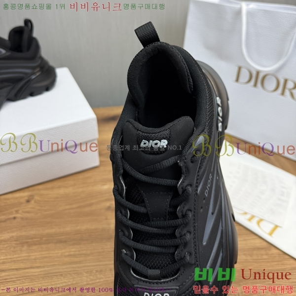   Ŀ DR974915-3