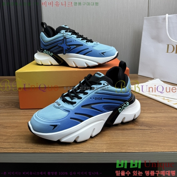   Ŀ DR974916-4