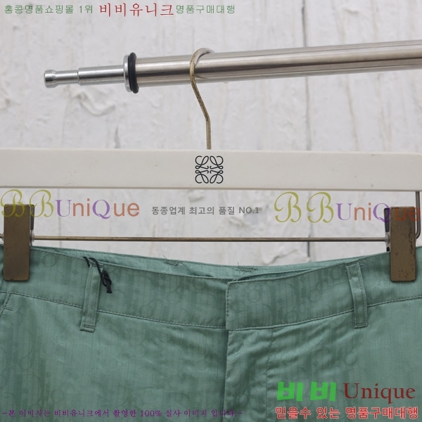   ݹ D647286-1