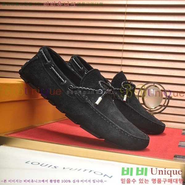  ̺  LV74627-22