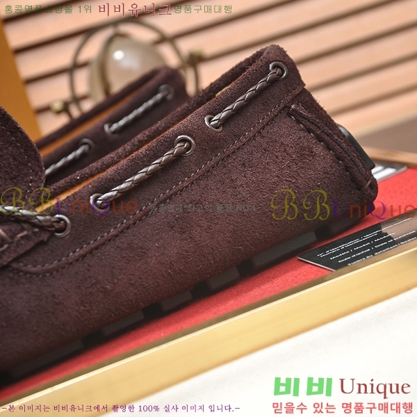 ̺  LV74627-26