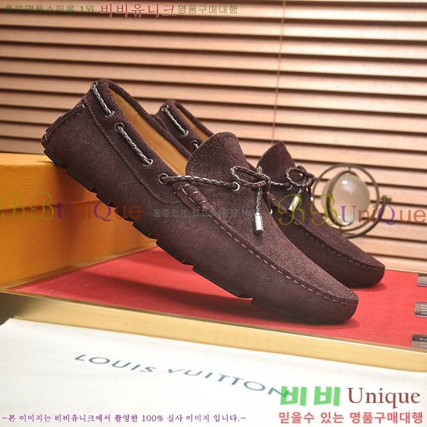  ̺  LV74627-26