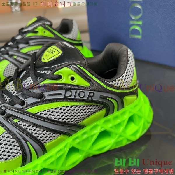   Ŀ DR974917-2