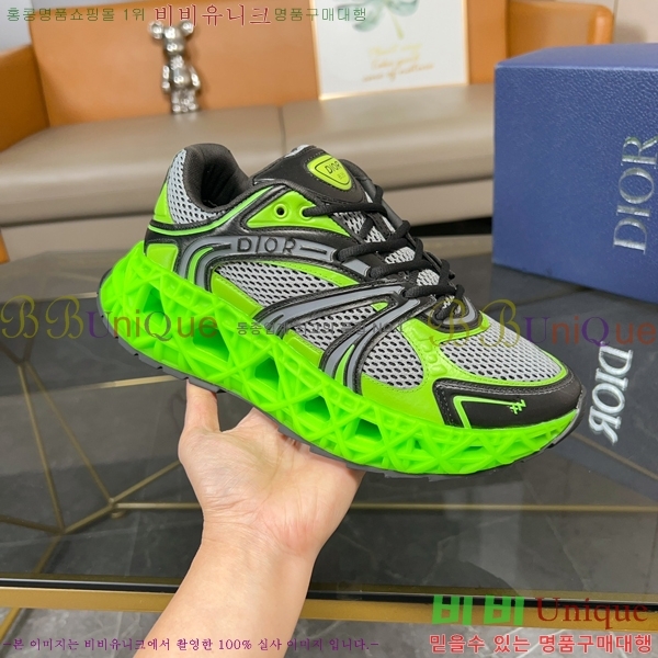   Ŀ DR974917-2