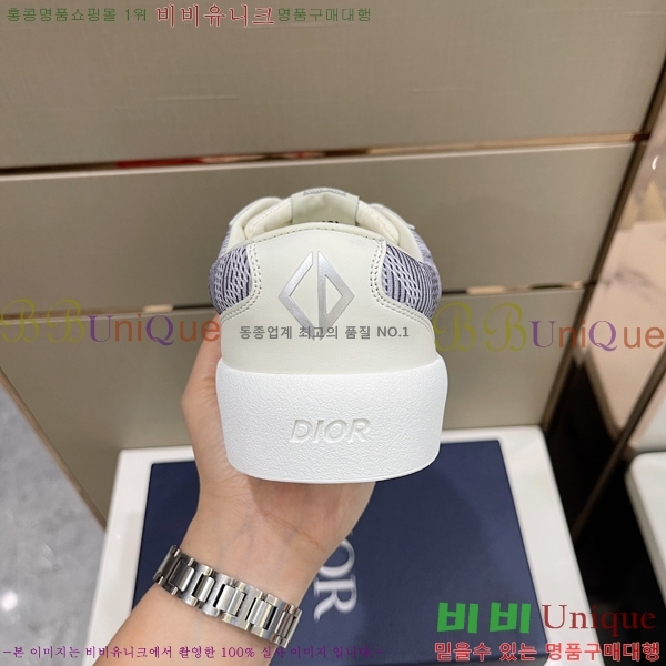   Ŀ DR974933-4