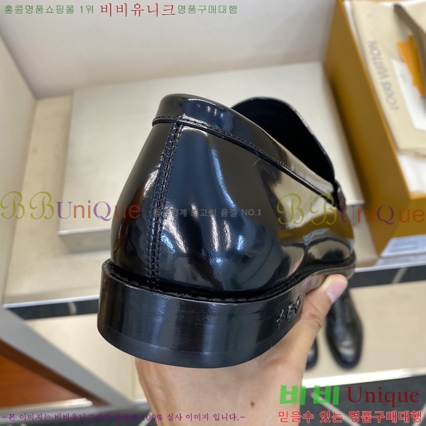  ̺  L7161626-1