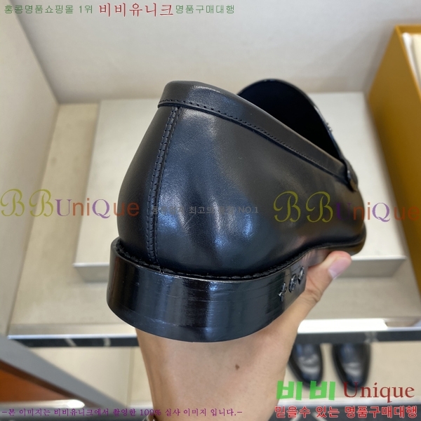  ̺  L7161626-2