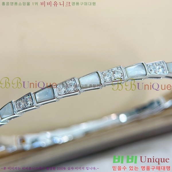 Ұ  BVL952209-5