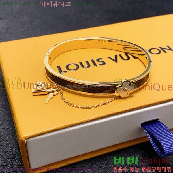 ̺  LV7921550-10