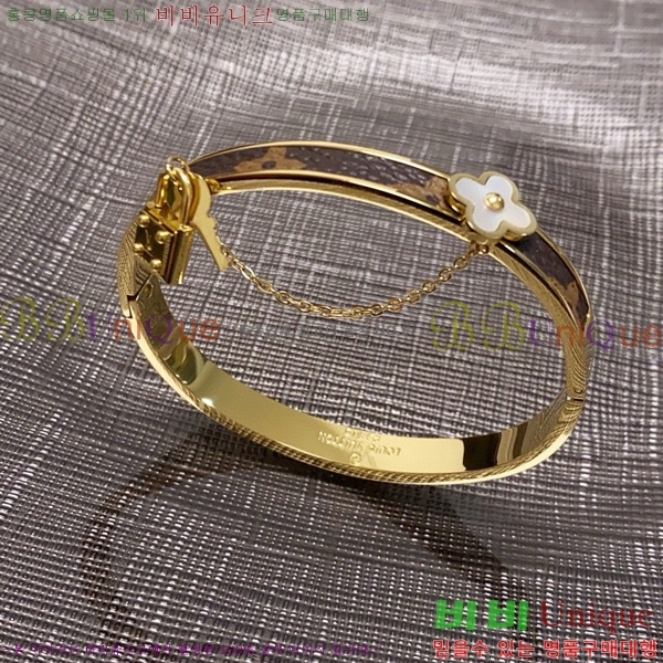 ̺  LV7921550-10
