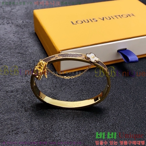 ̺  LV7921550-10