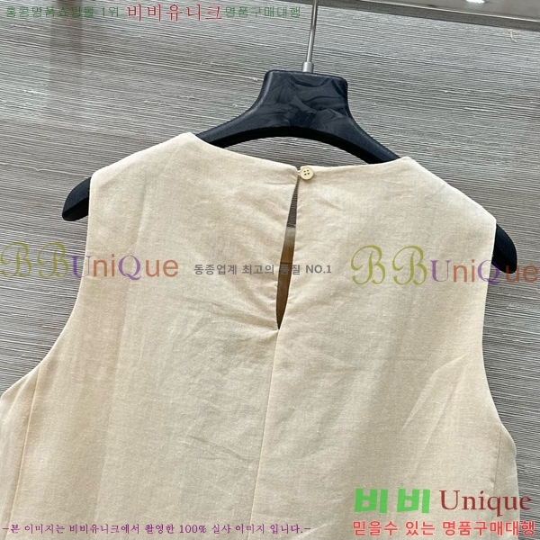   ǽ M4X15722-1