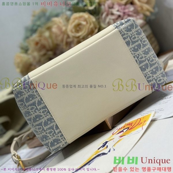 # Signature ̵ Ŷ 81M2841-814